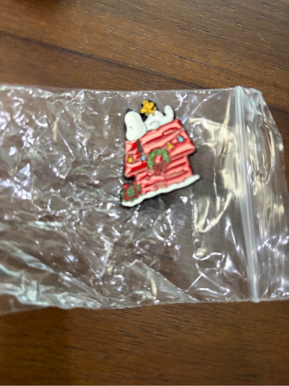 Peanuts Snoopy Doghouse Enamel Pin Set of 5 Four Seasons Holiday Christmas Hall - Picture 3 of 7